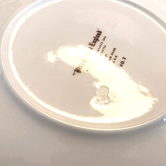 VTG "Bits of Old England" Luncheon Plates 4-Pc Set ~ Vernon Kilns ~ Nos. 1,2,4,8 - Picture 7 of 14